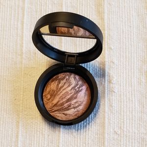 Laura Geller foundation